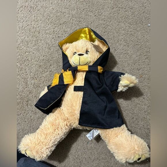 The Bear Factory Hufflepuff Bear NWT